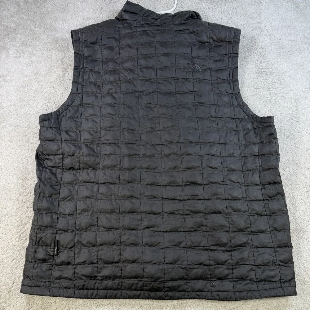 The North Face Vest Mens XL Black ThermoBall Insulated Lined Quilted Puffer
